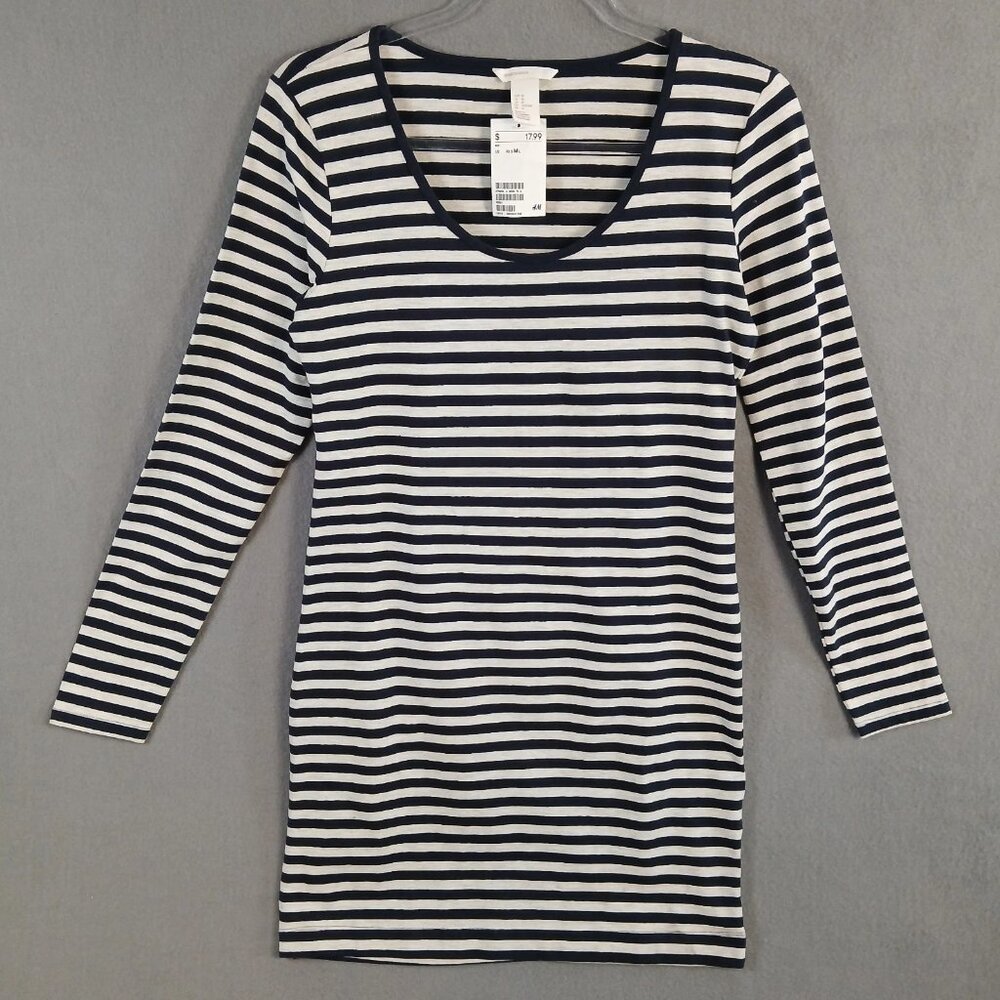 H&M Women's Long Sleeve Striped Knit Mini Dress Size M Blue Gray Scoop Neck NWT